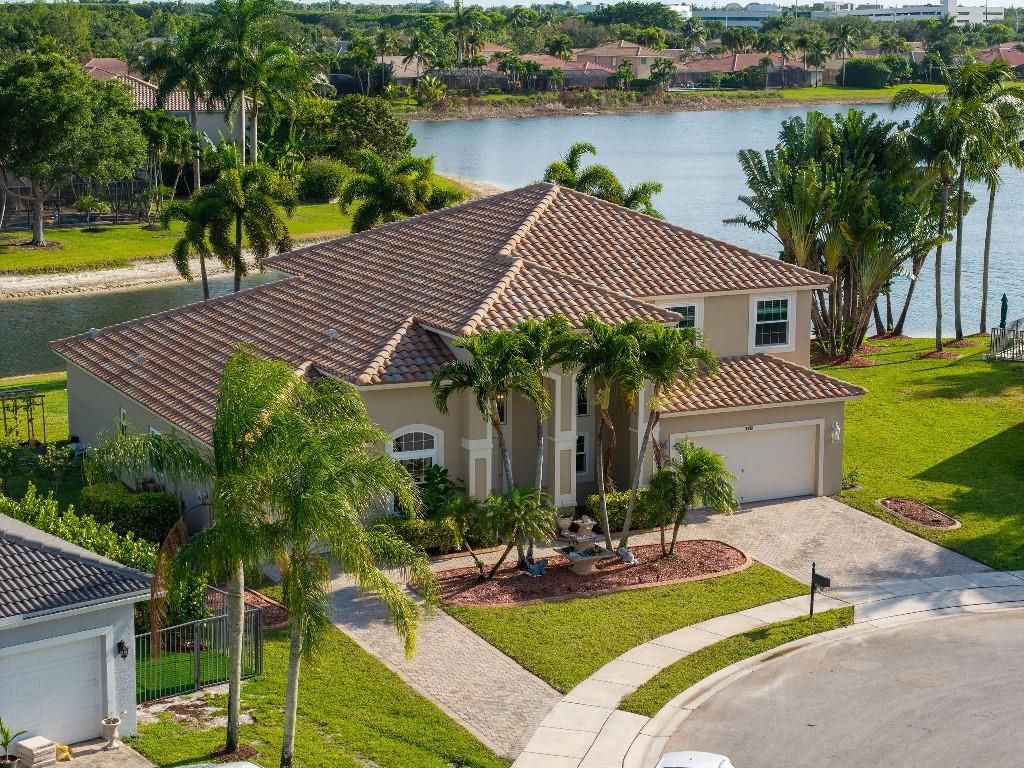 Photo of 9438 Bristol Ridge Court, West Palm Beach, FL 33411 (MLS # F10503591)