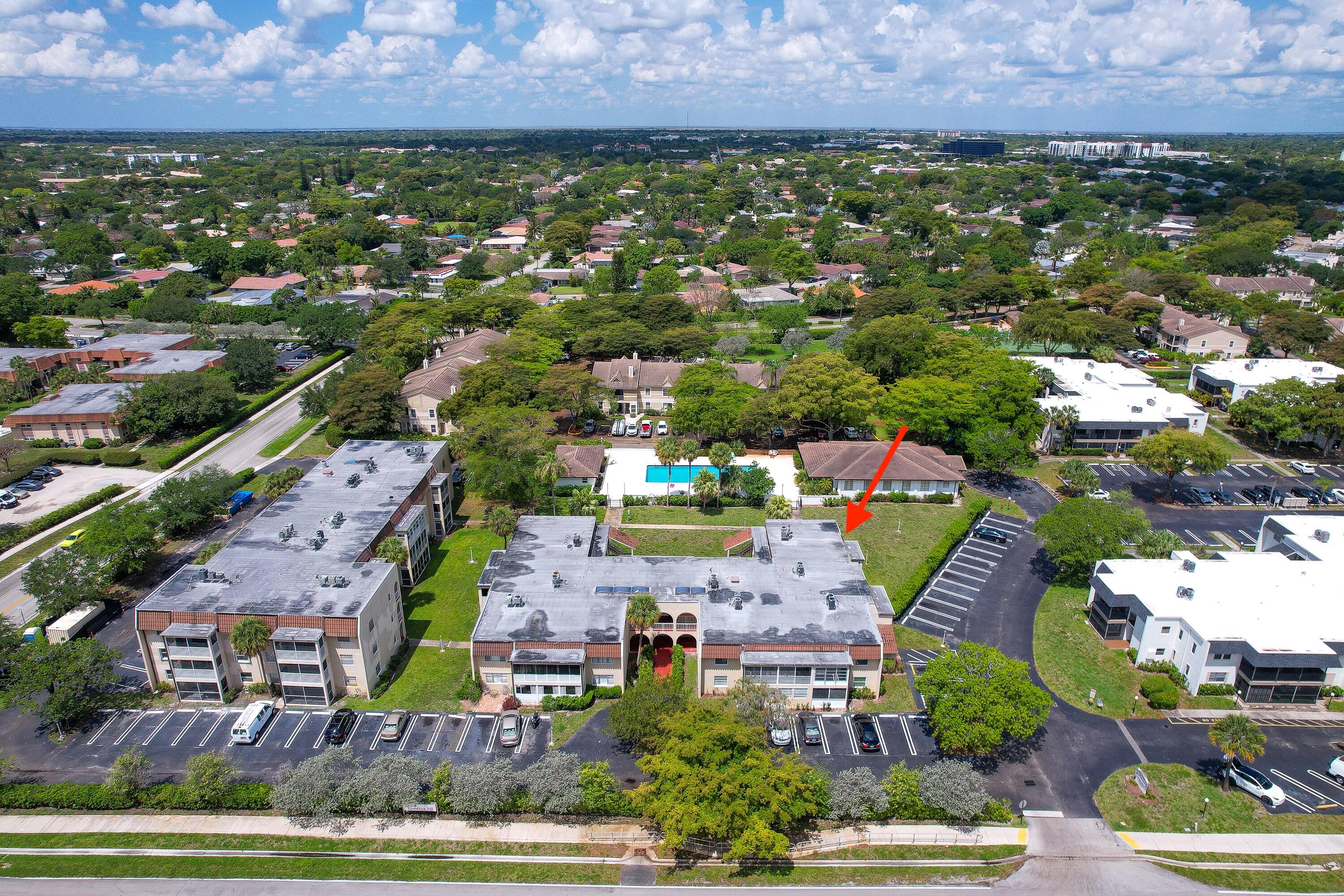CORAL GARDENS CONDO - Residential