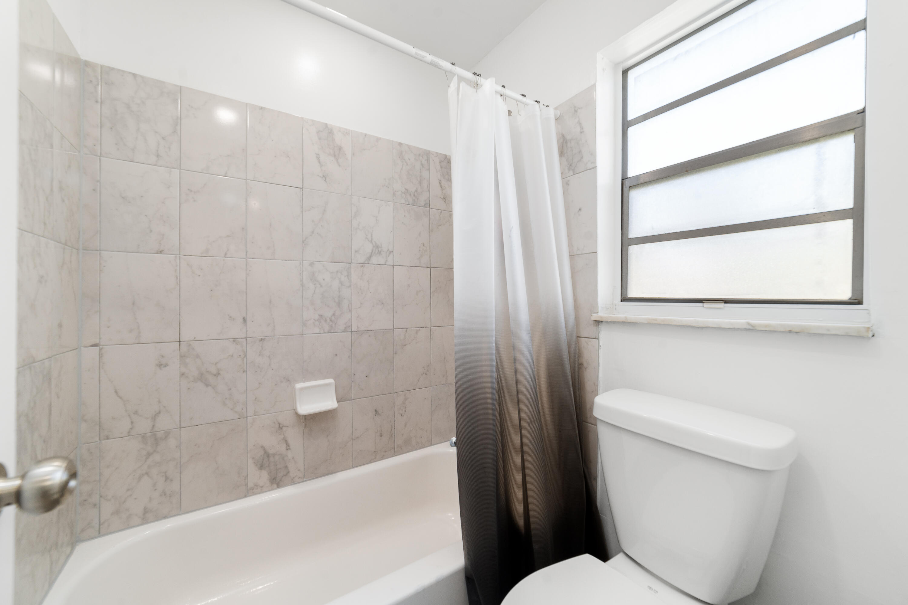 CORAL GARDENS CONDO - Residential