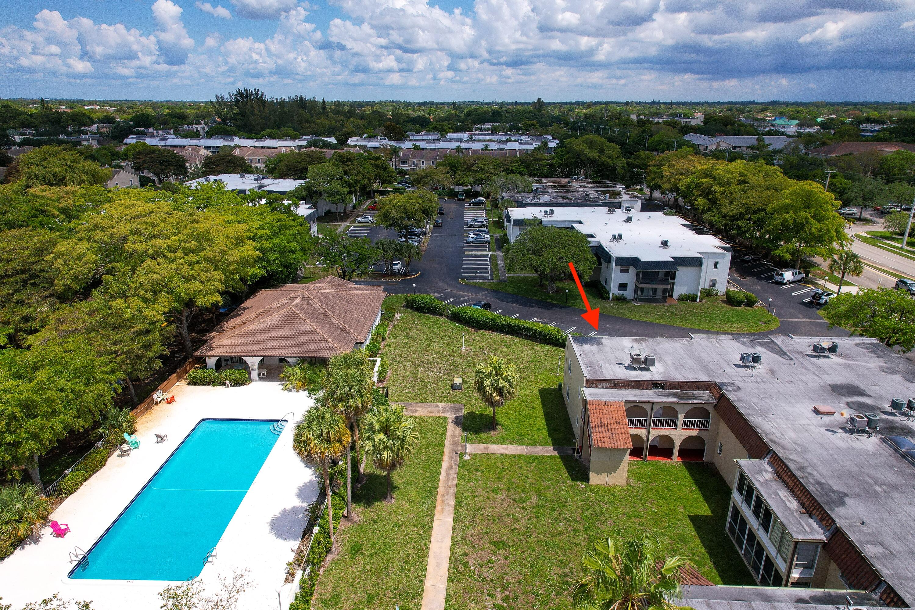 CORAL GARDENS CONDO - Residential