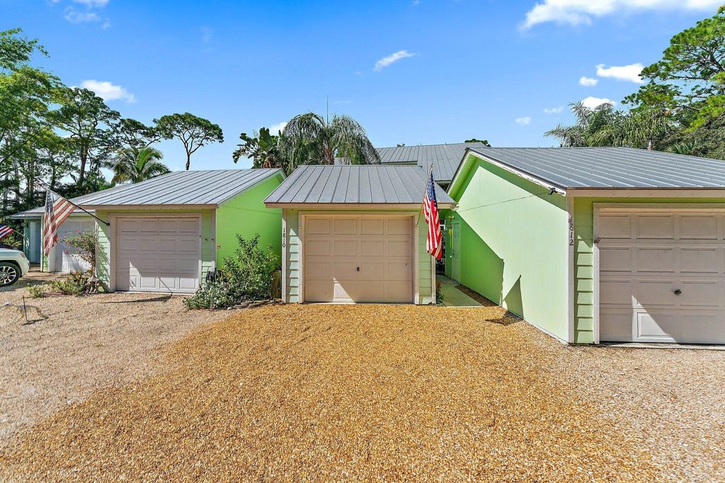 Photo of 1810 SE Hideaway Circle #1810, Port Saint Lucie, FL 34952 (MLS # R10928508)