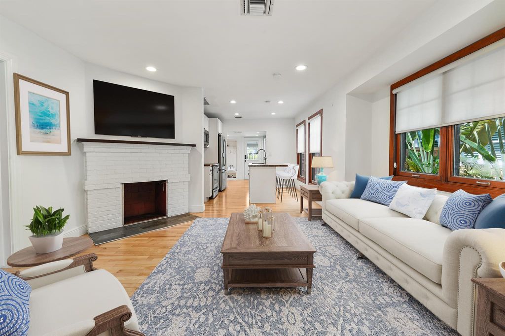 Photo of 502 N Street, West Palm Beach, FL 33401 (MLS # R11105988)