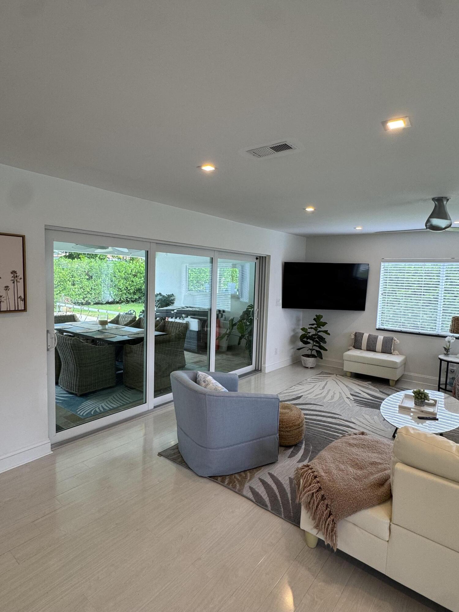 SOUTH PALM PARK - Residential