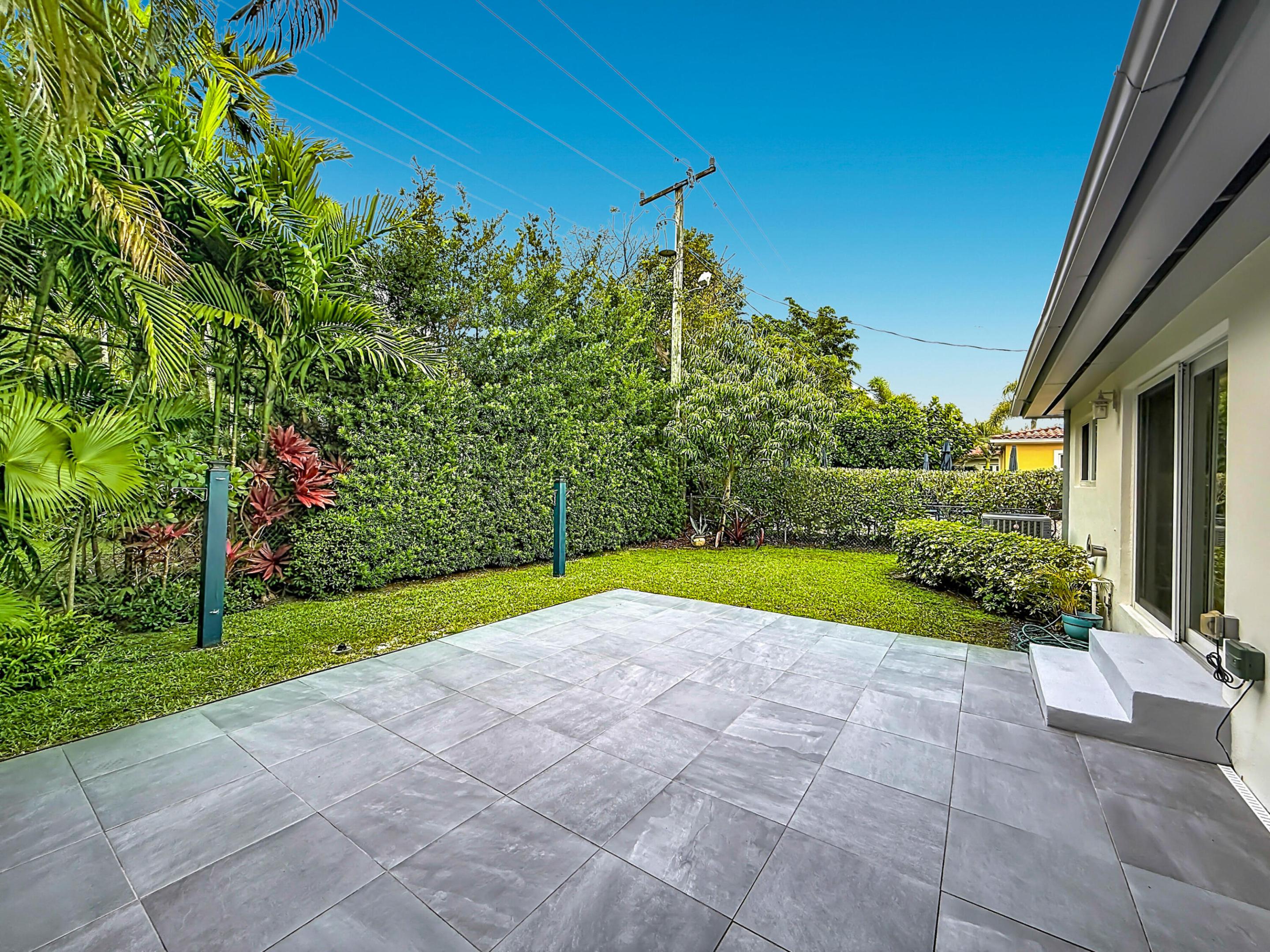 COCONUT GROVE SEC 1 CORAL - Residential