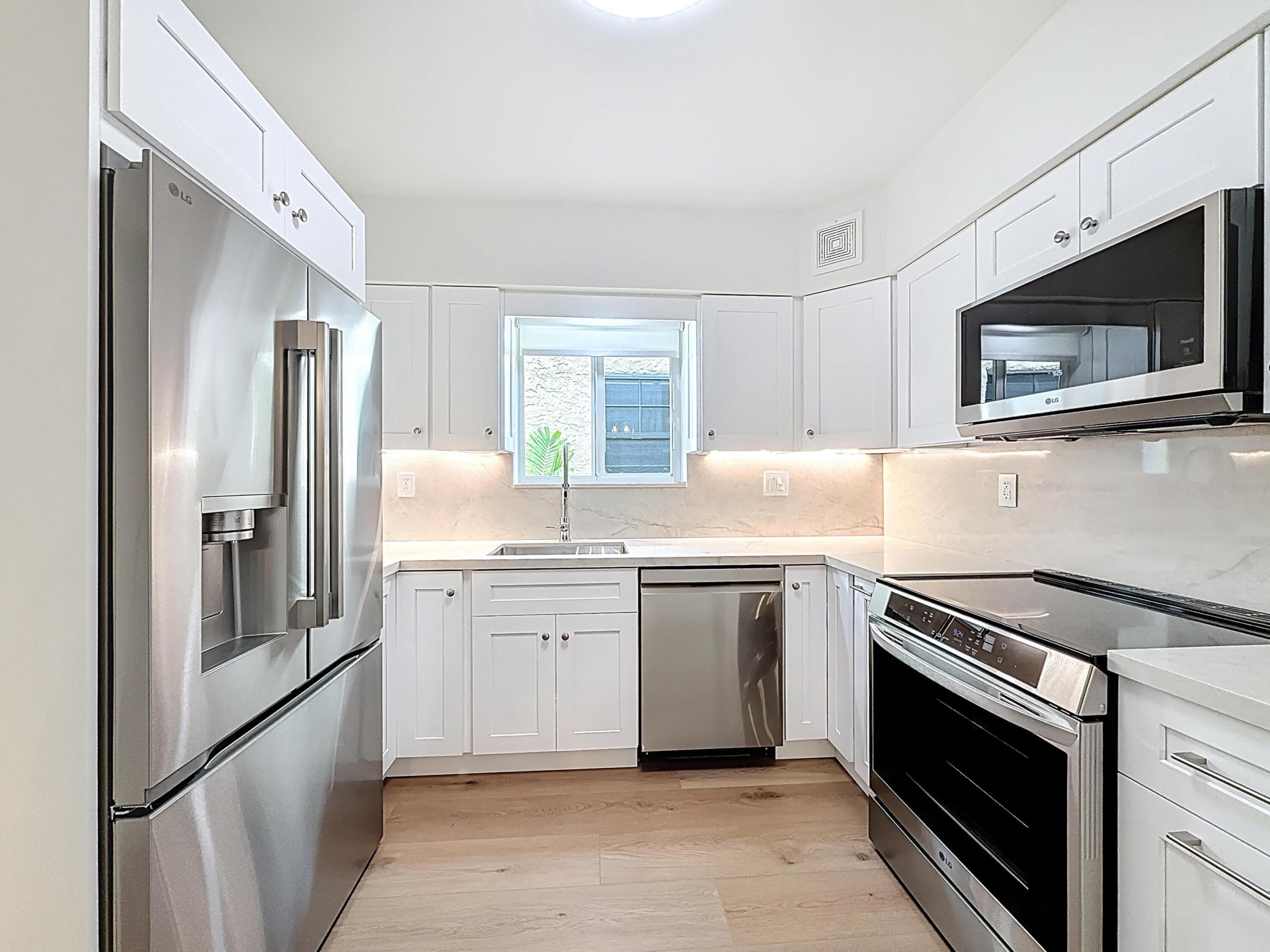 COCONUT GROVE SEC 1 CORAL - Residential