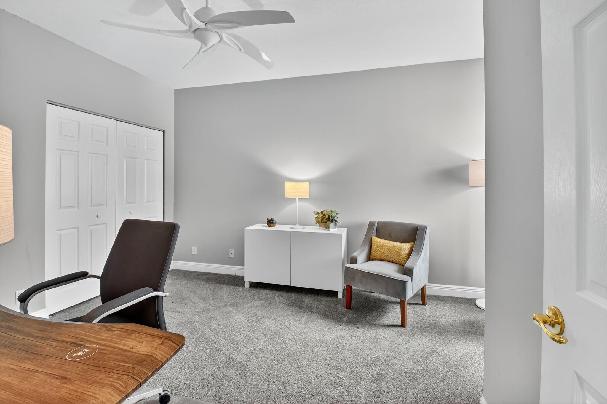 Las Brisas - Residential