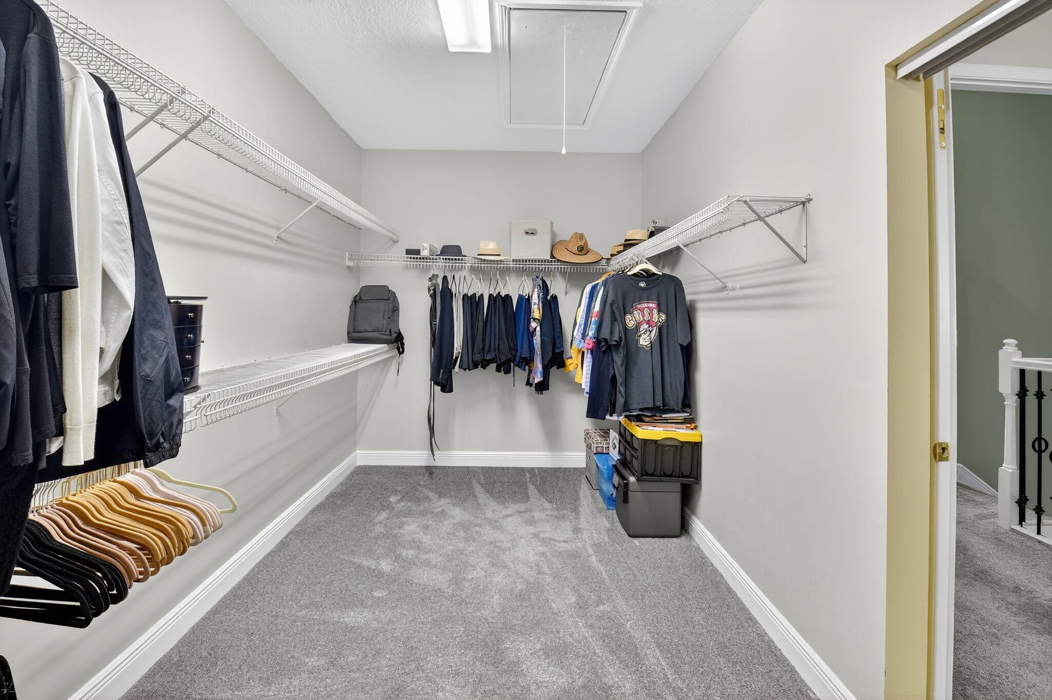 Las Brisas - Residential