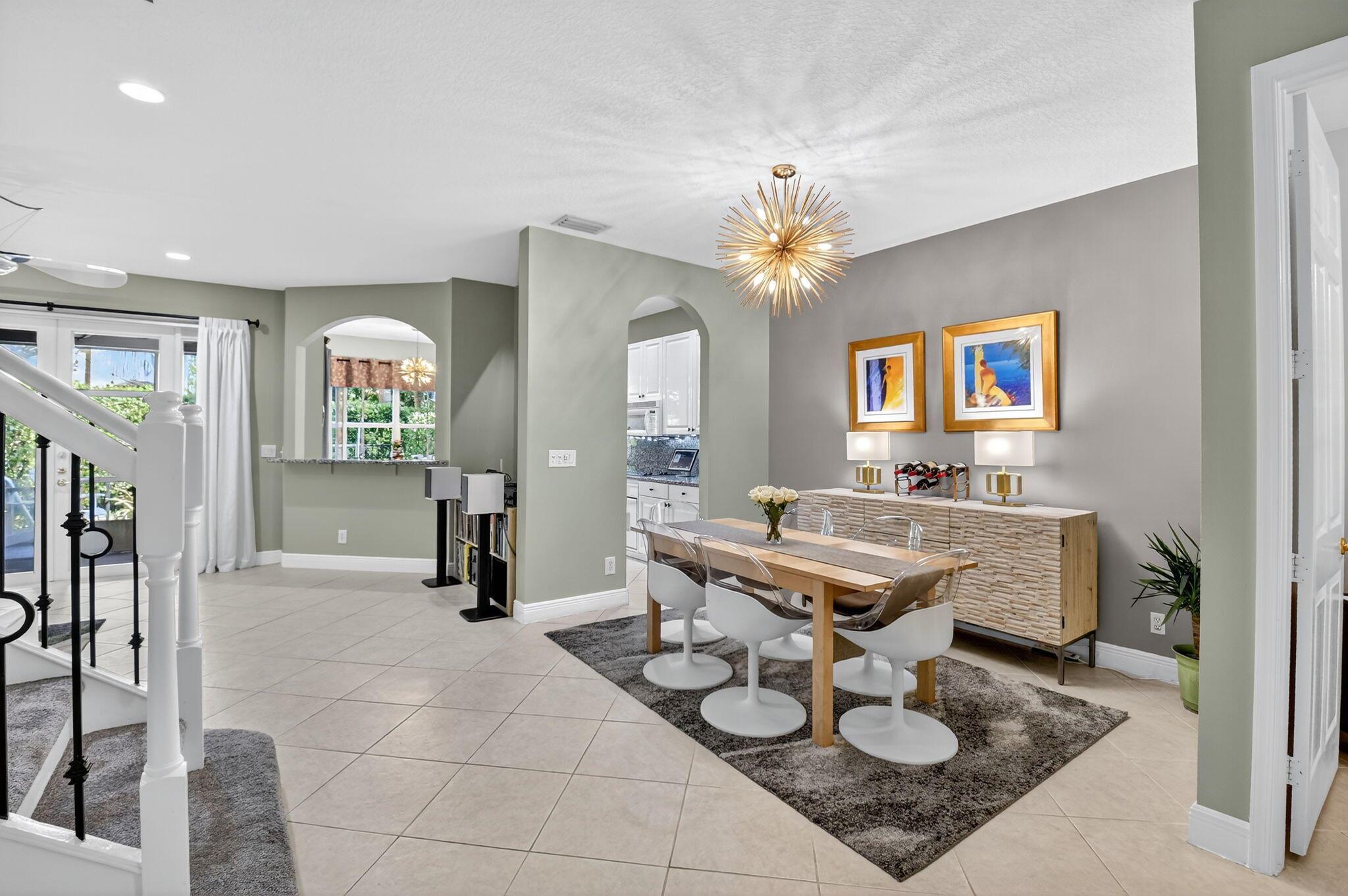 View photos, virtual tours, details... 124 Las Brisas Circle