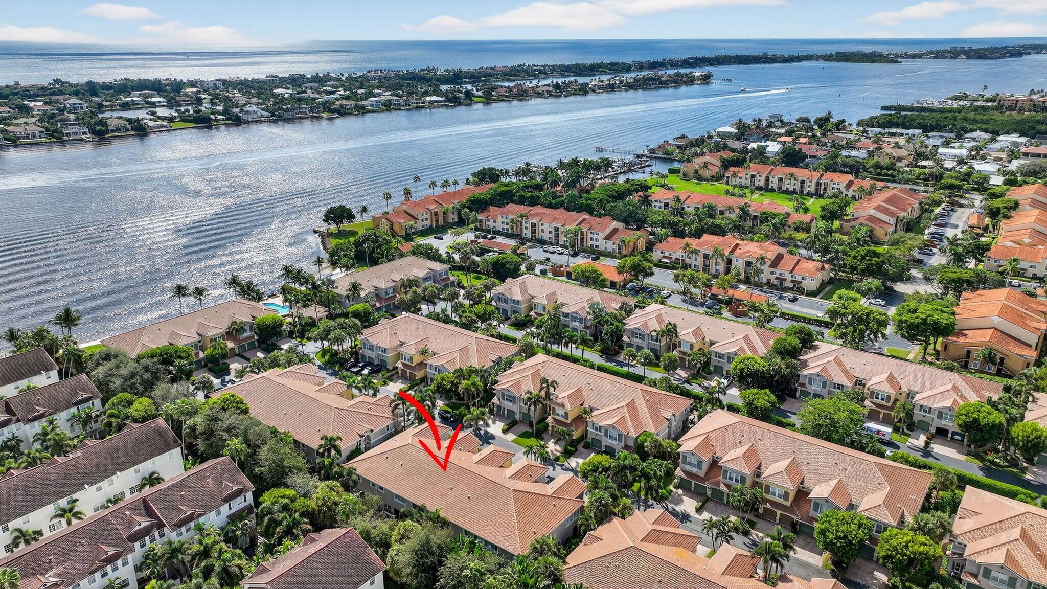 Las Brisas - Residential