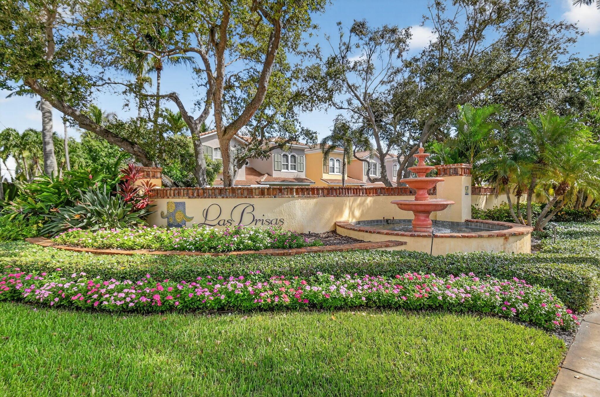 Las Brisas - Residential