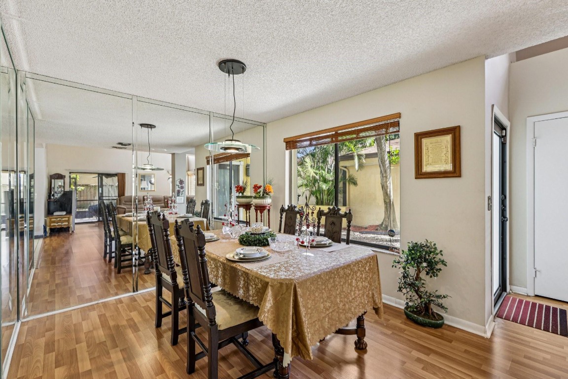 LAKEVIEW HOMES - Residential