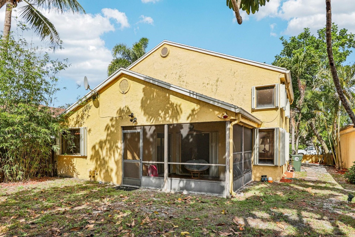 LAKEVIEW HOMES - Residential