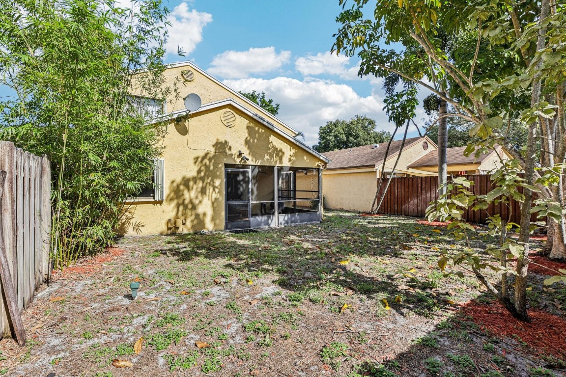 LAKEVIEW HOMES - Residential