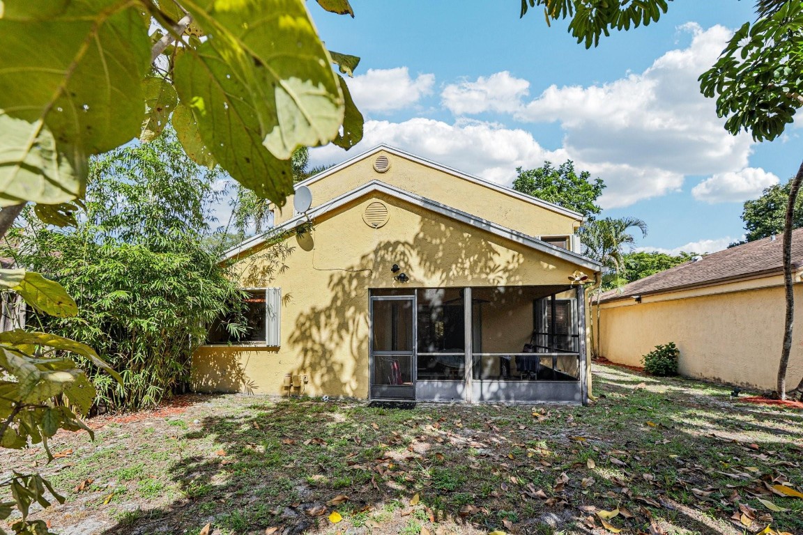 LAKEVIEW HOMES - Residential