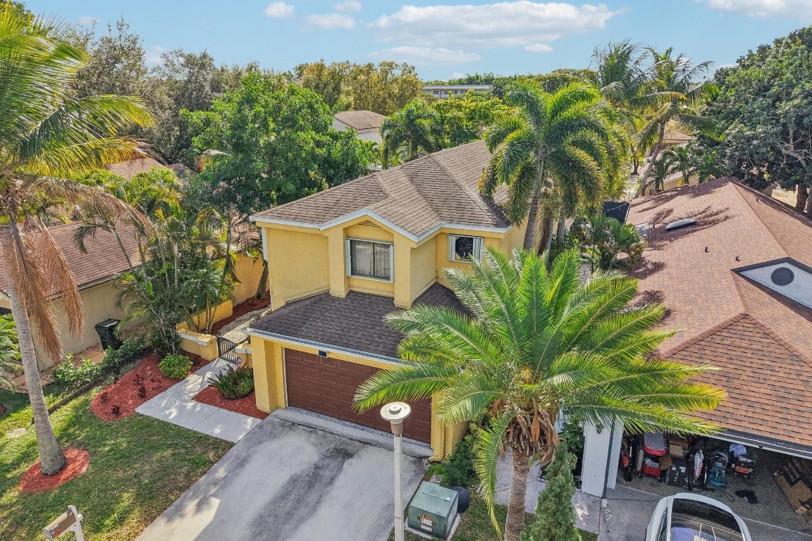 LAKEVIEW HOMES - Residential