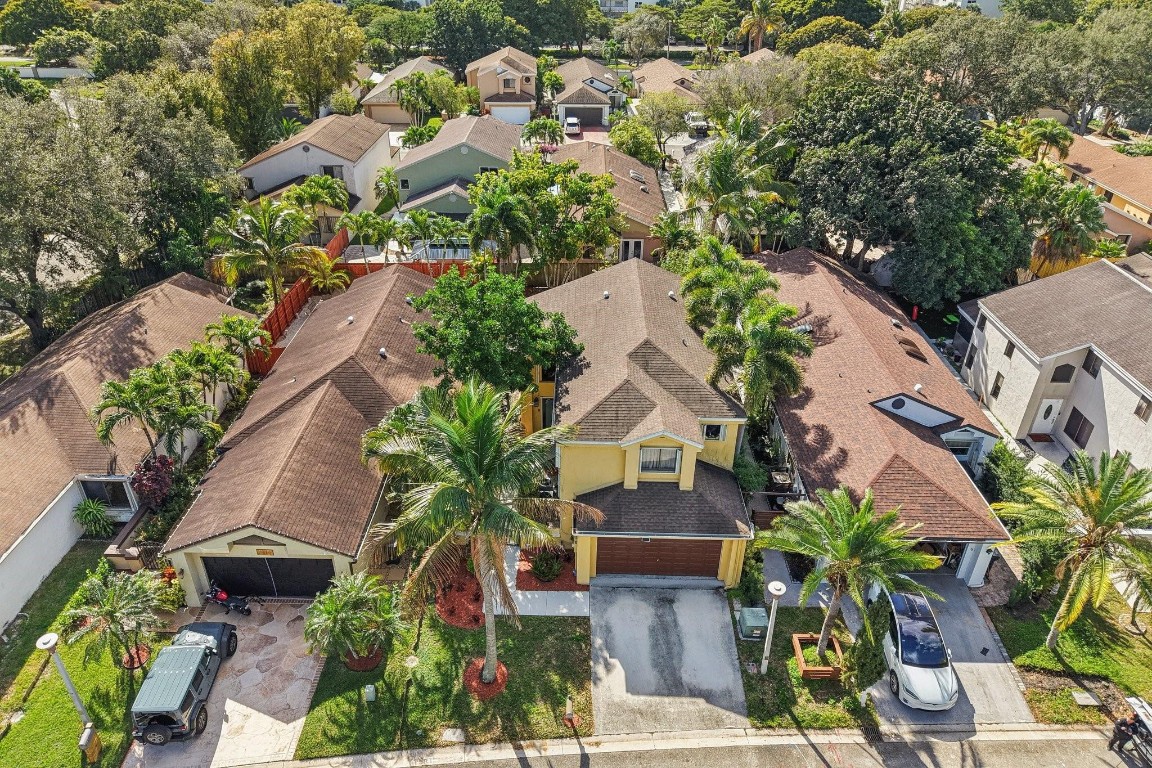 LAKEVIEW HOMES - Residential