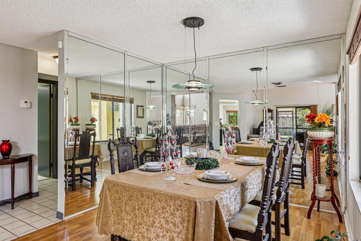 LAKEVIEW HOMES - Residential