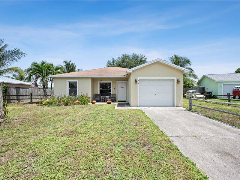 Beautiful 3-bedroom, 2-bath single-family home in desirable Forest Park! Enjoy an open-concept layout, spacious kitchen, and large fenced backyard perfect for entertaining or relaxing. Located just minutes to beaches, downtown Stuart, shopping, and top-rated schools. Move-in ready and full of charm your Florida lifestyle awaits!