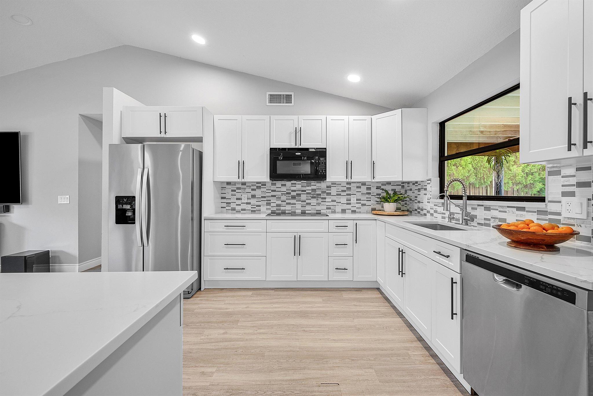 SUGAR POND MANOR OF WELLI - Residential Lease