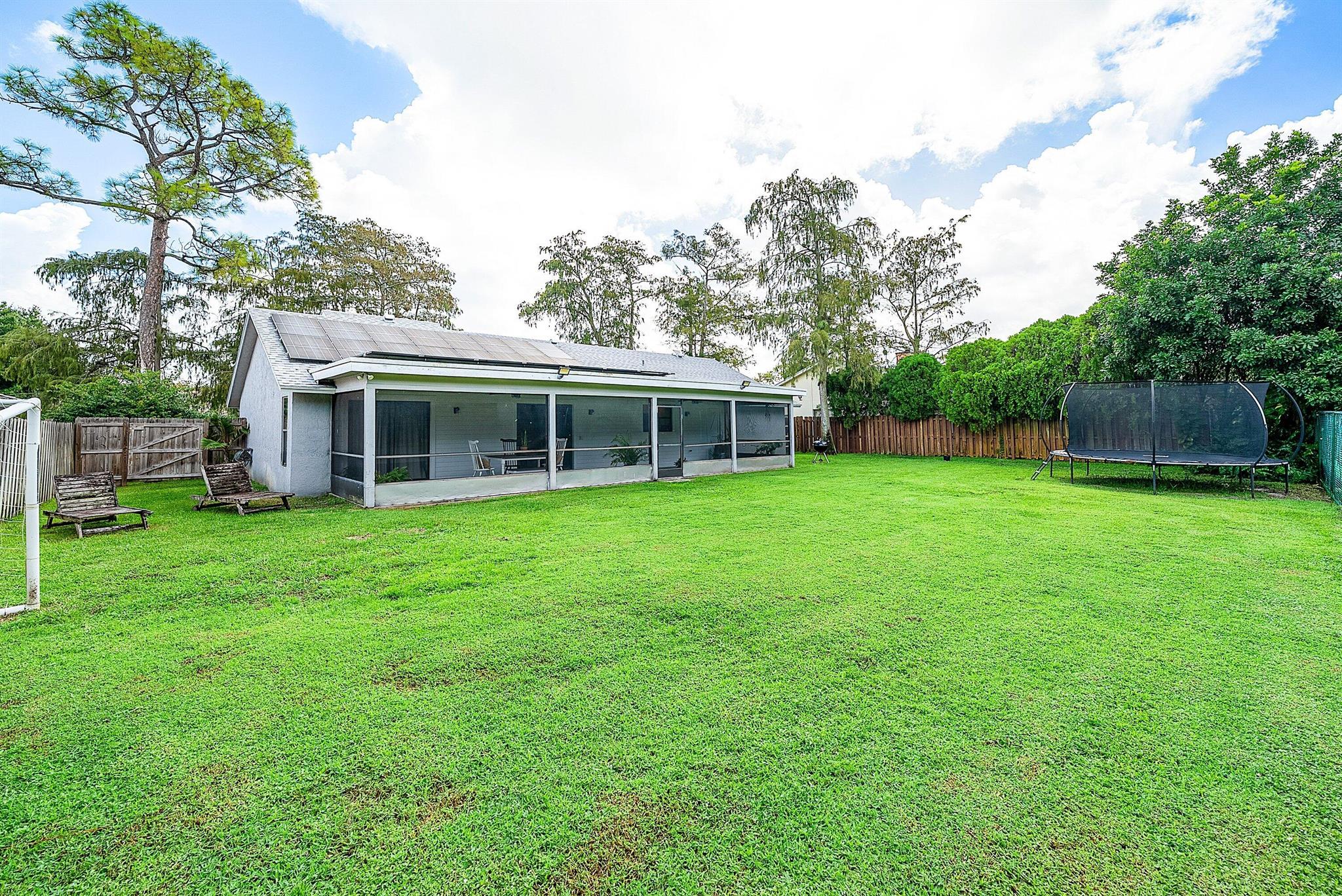 SUGAR POND MANOR OF WELLI - Residential Lease