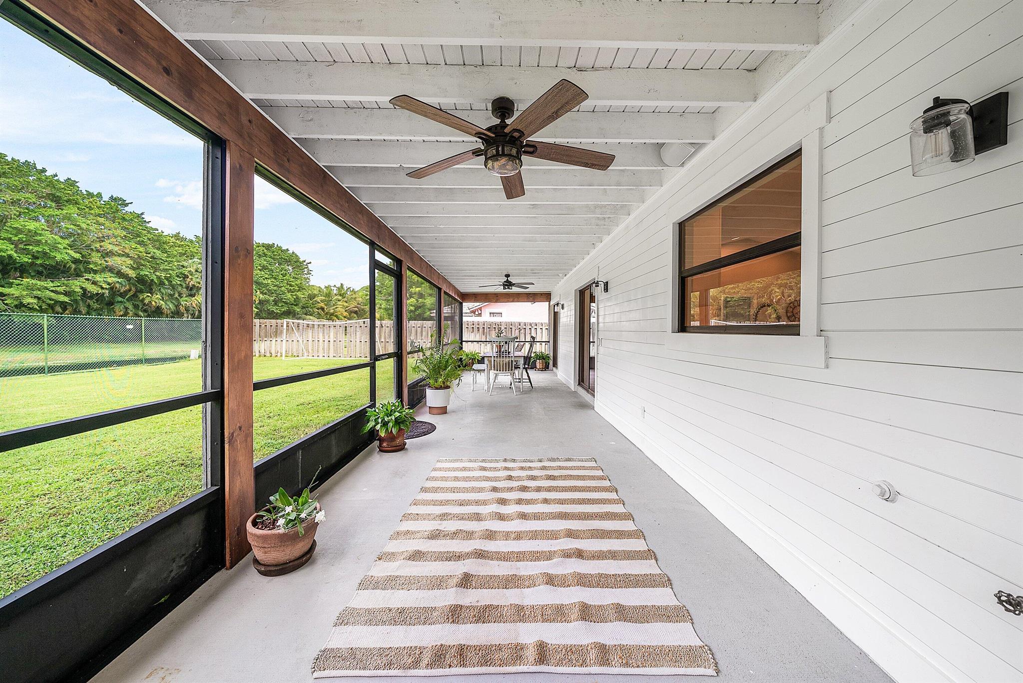 SUGAR POND MANOR OF WELLI - Residential Lease