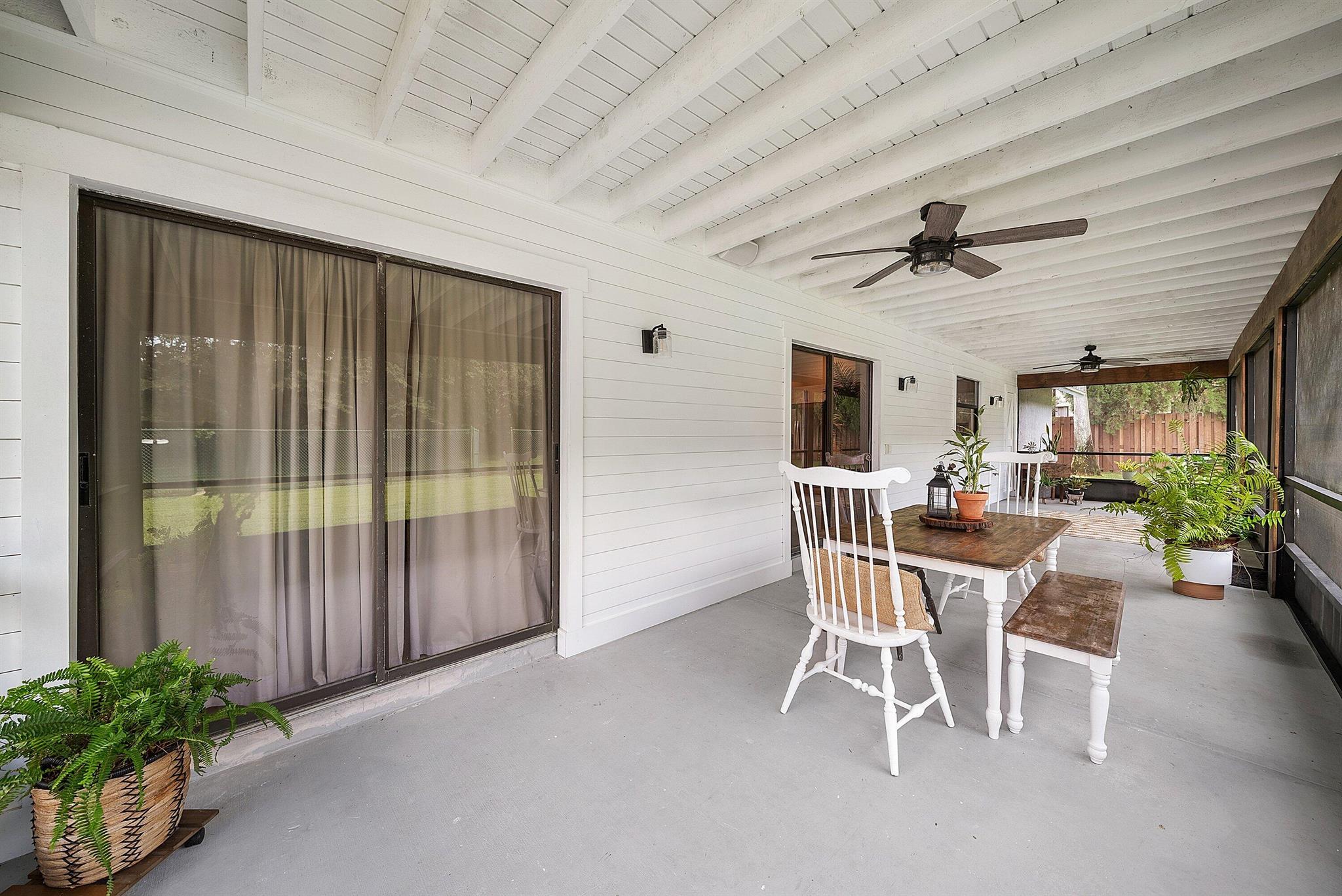 SUGAR POND MANOR OF WELLI - Residential Lease