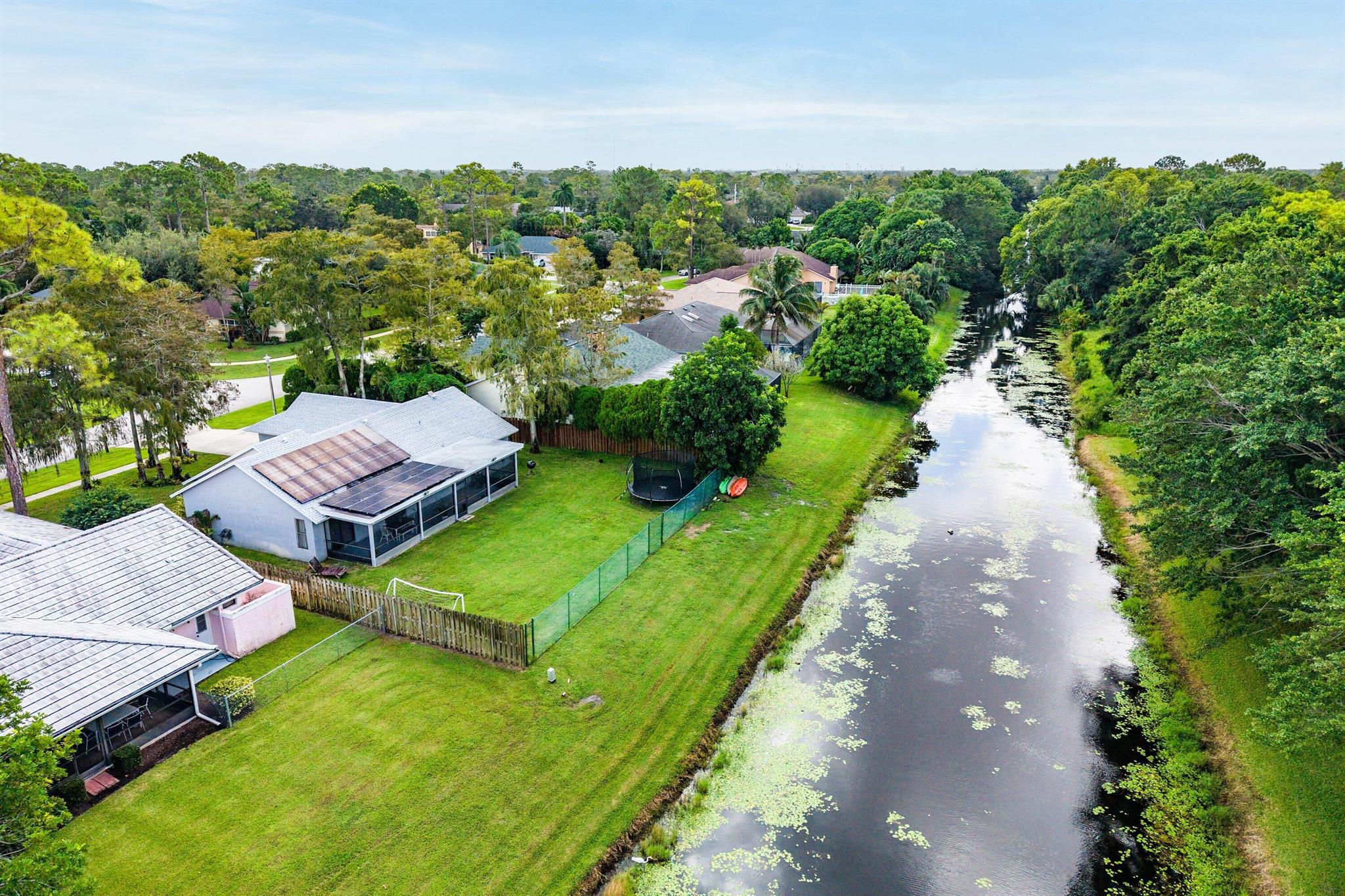 SUGAR POND MANOR OF WELLI - Residential Lease