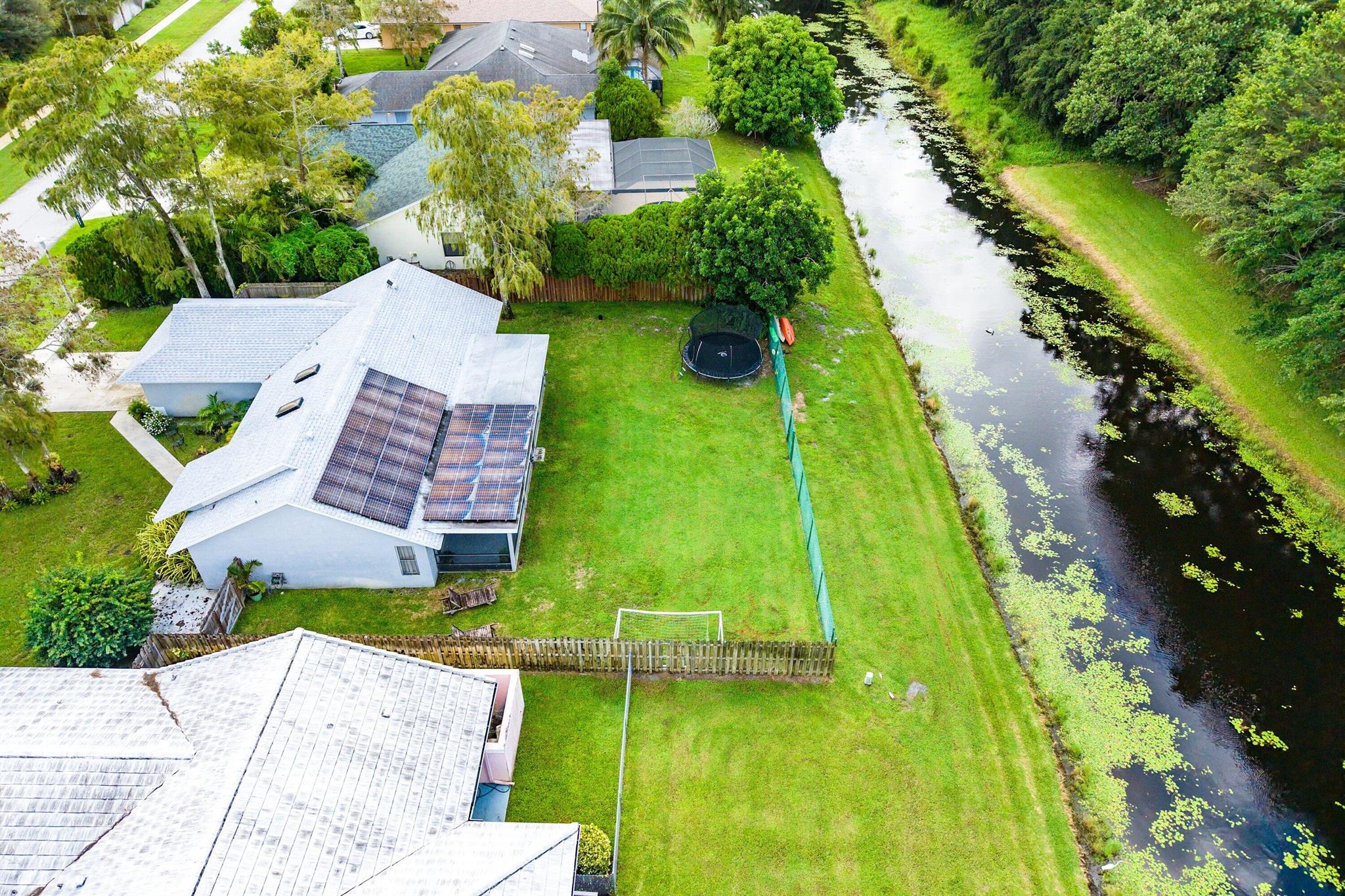 SUGAR POND MANOR OF WELLI - Residential Lease