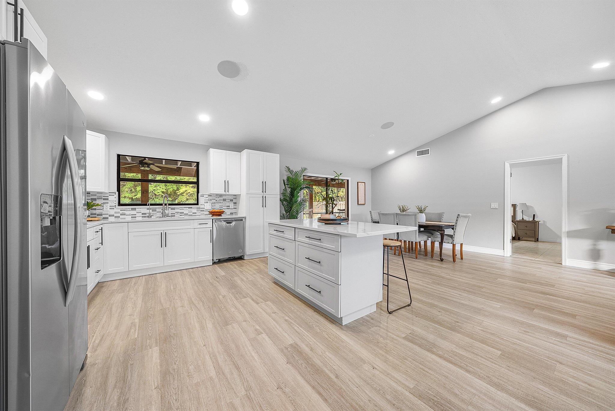 SUGAR POND MANOR OF WELLI - Residential Lease