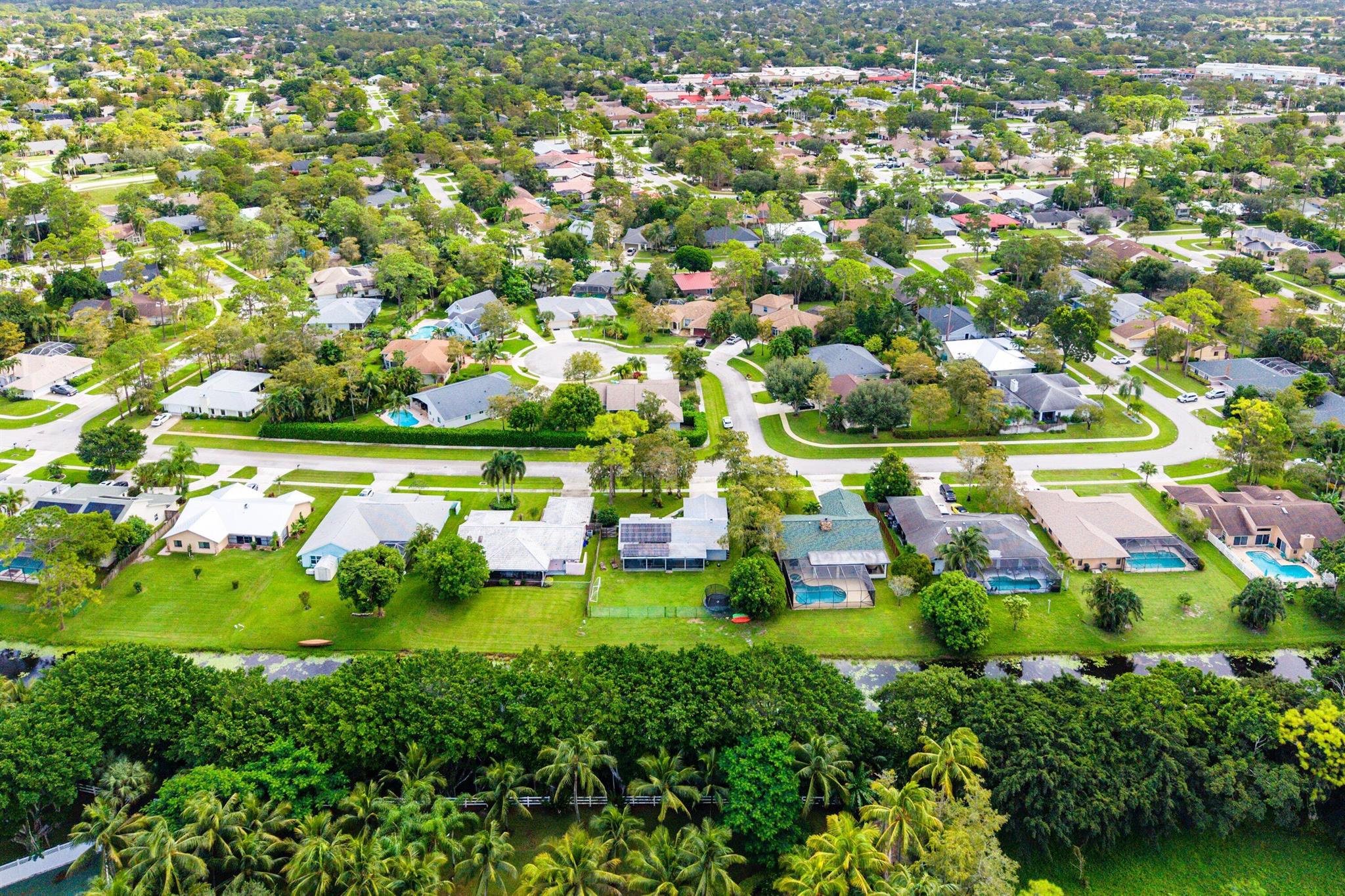 SUGAR POND MANOR OF WELLI - Residential Lease