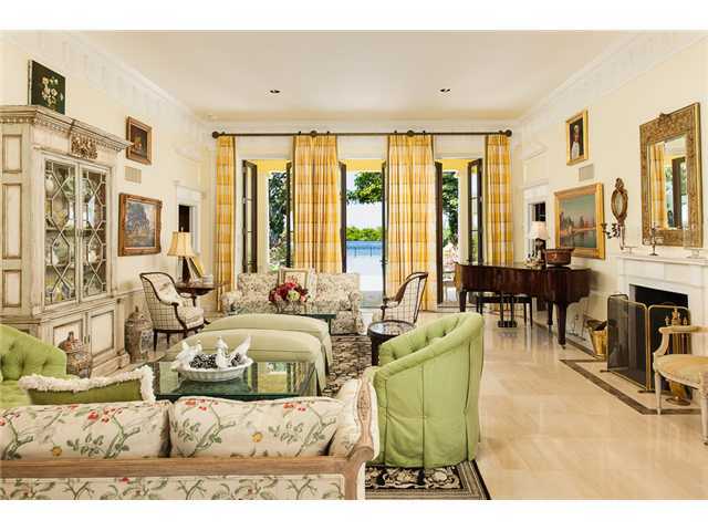 REGENTS PARK - Residential