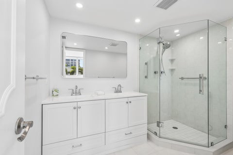 Tiny photo for 711 N Birch Road #204, Fort Lauderdale, FL 33304 (MLS # B26089155)
