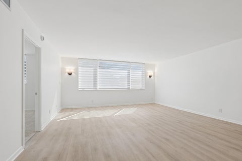 Tiny photo for 711 N Birch Road #204, Fort Lauderdale, FL 33304 (MLS # B26089155)