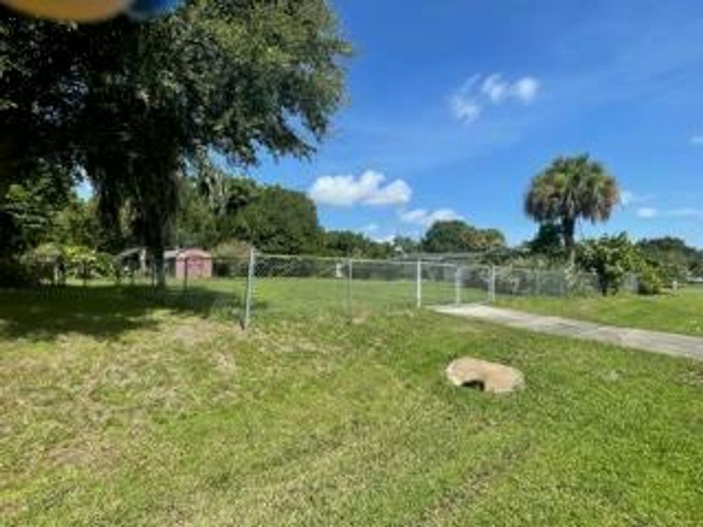 Photo of 5703 Killarney Avenue, Fort Pierce, FL 34951 (MLS # R10735297)