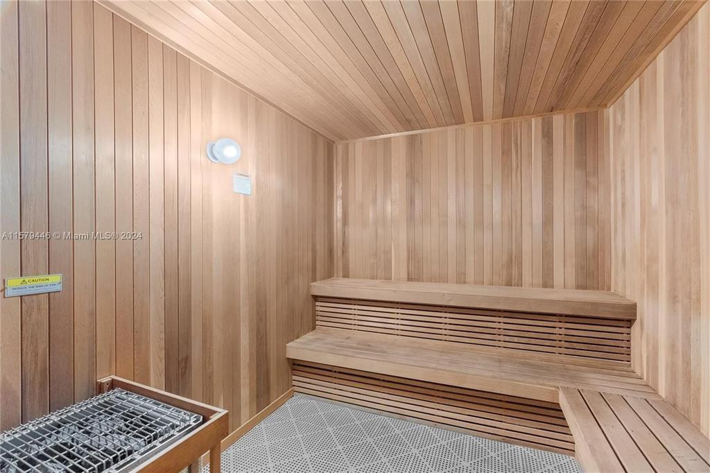 The Palms at Weston - Residential