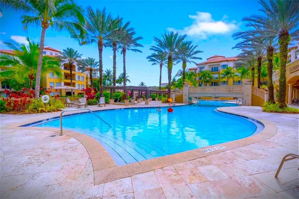 The Palms at Weston - Residential