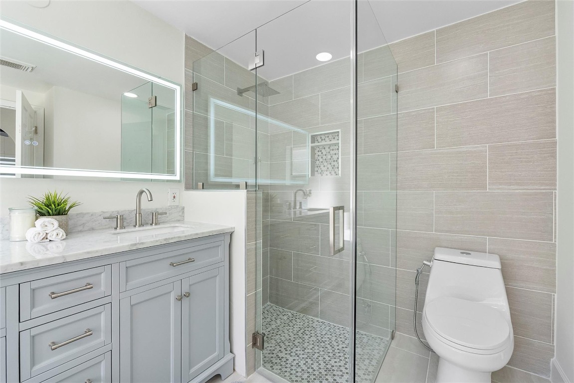 AMERITRAIL SECTION ONE - Residential