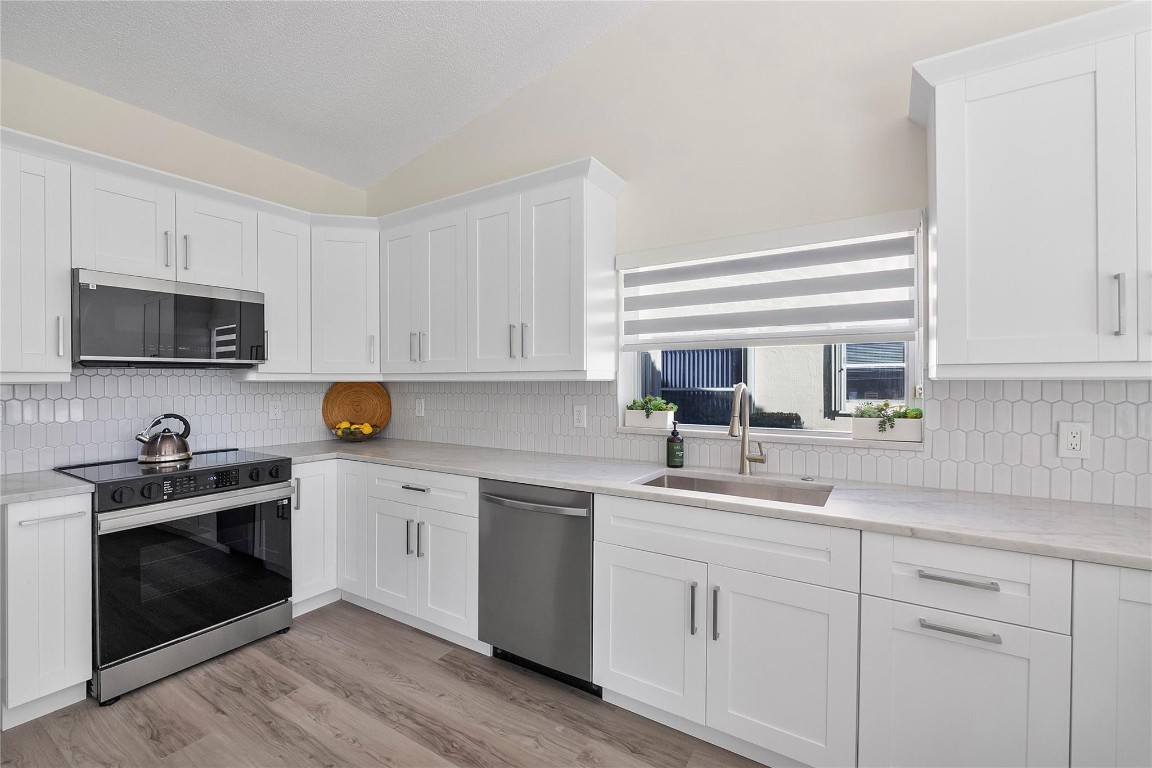 AMERITRAIL SECTION ONE - Residential