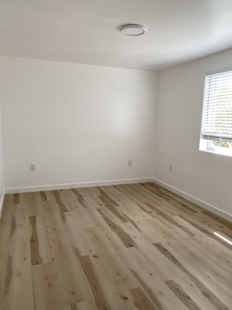 St James Park Delmar 11-2 - Residential Lease