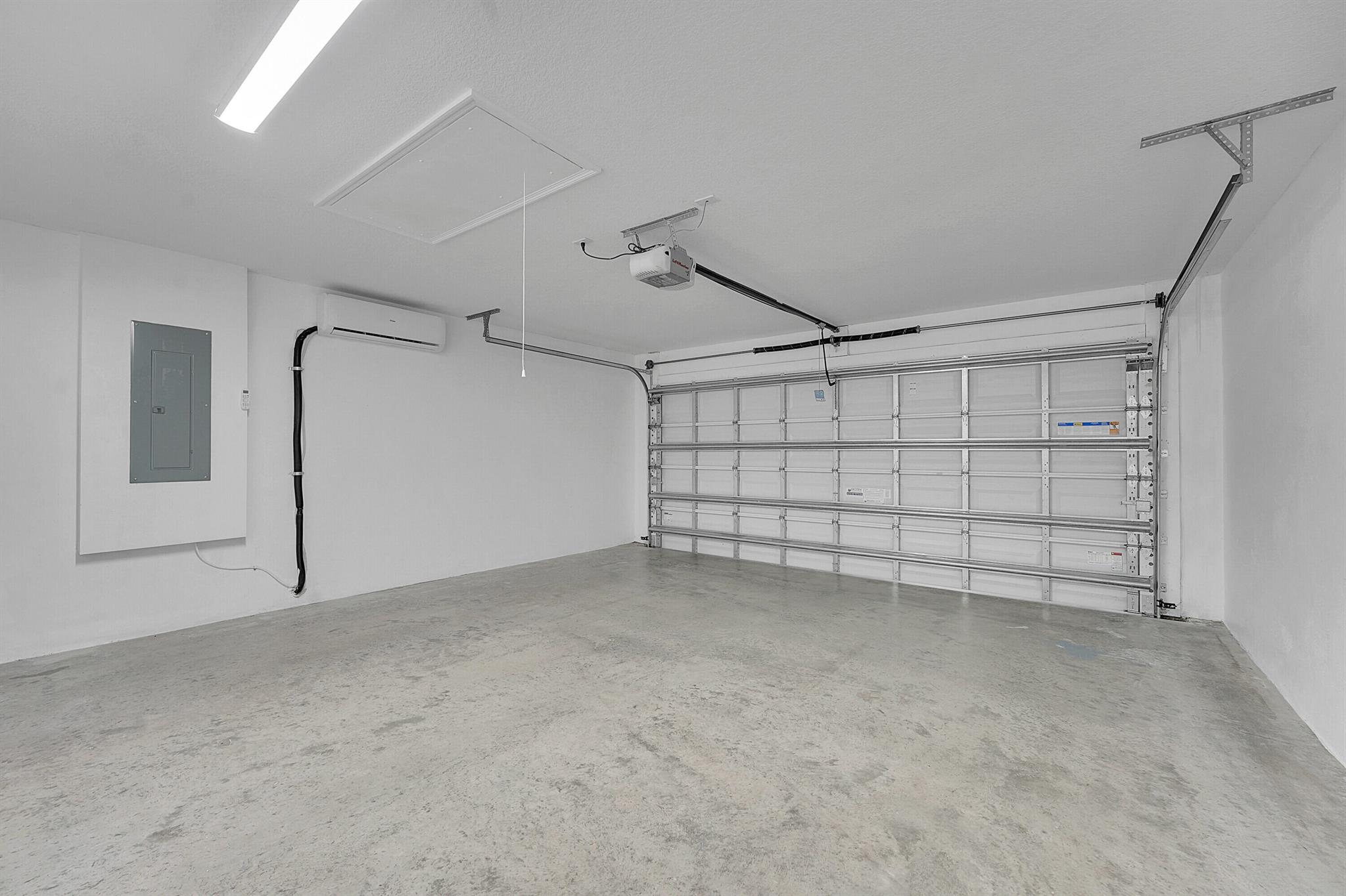 PORT ST LUCIE SECTION 13 - Residential Lease