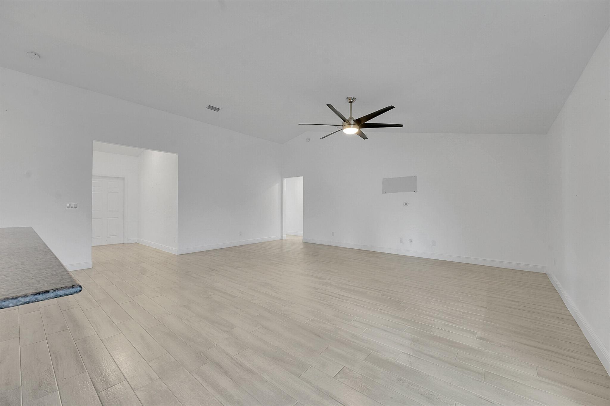 PORT ST LUCIE SECTION 13 - Residential Lease