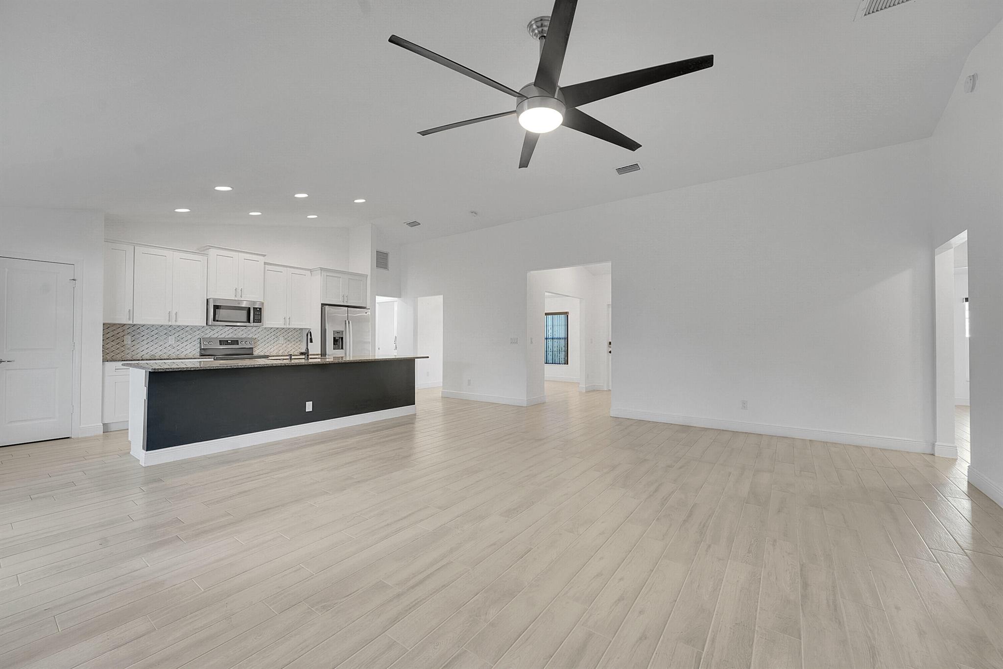 PORT ST LUCIE SECTION 13 - Residential Lease