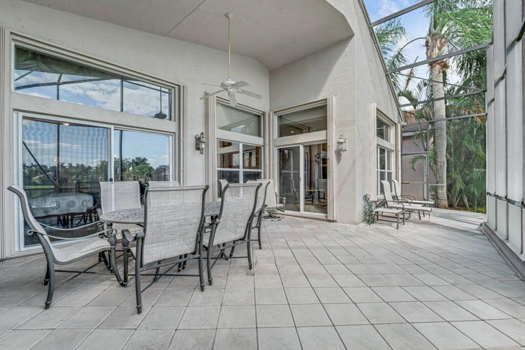 VALENCIA SHORES - Residential