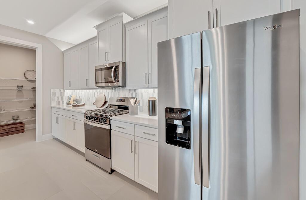 NEWFIELD - Residential Lease