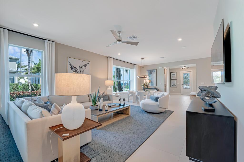 NEWFIELD - Residential Lease