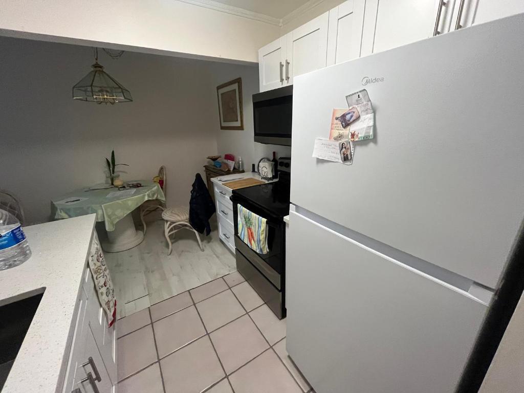 SABAL PALM VILLAGE CONDO - Residential