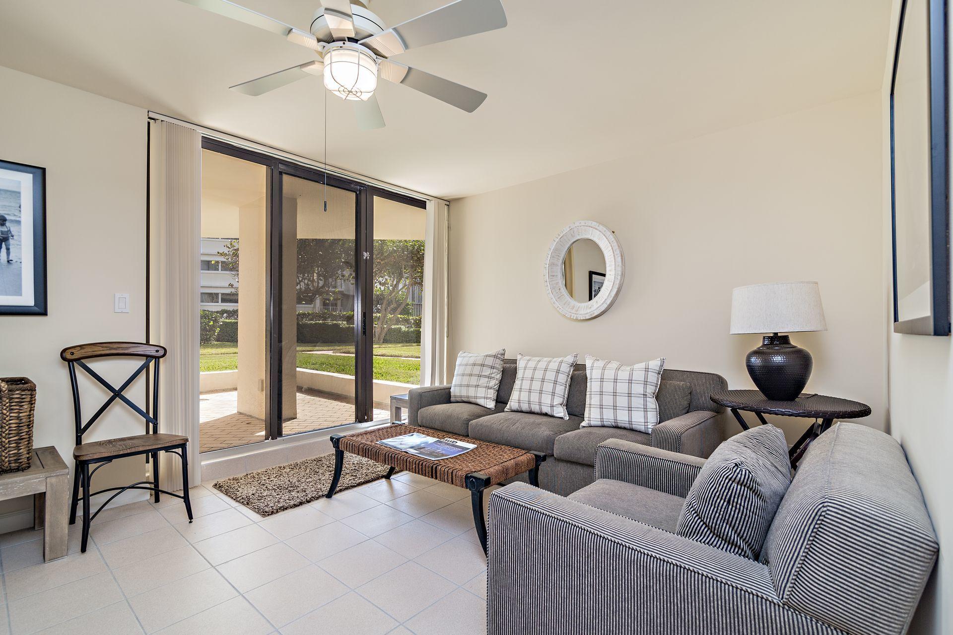 TWENTY SEVEN SEVENTY SOUTH OCEAN BLVD - Residential