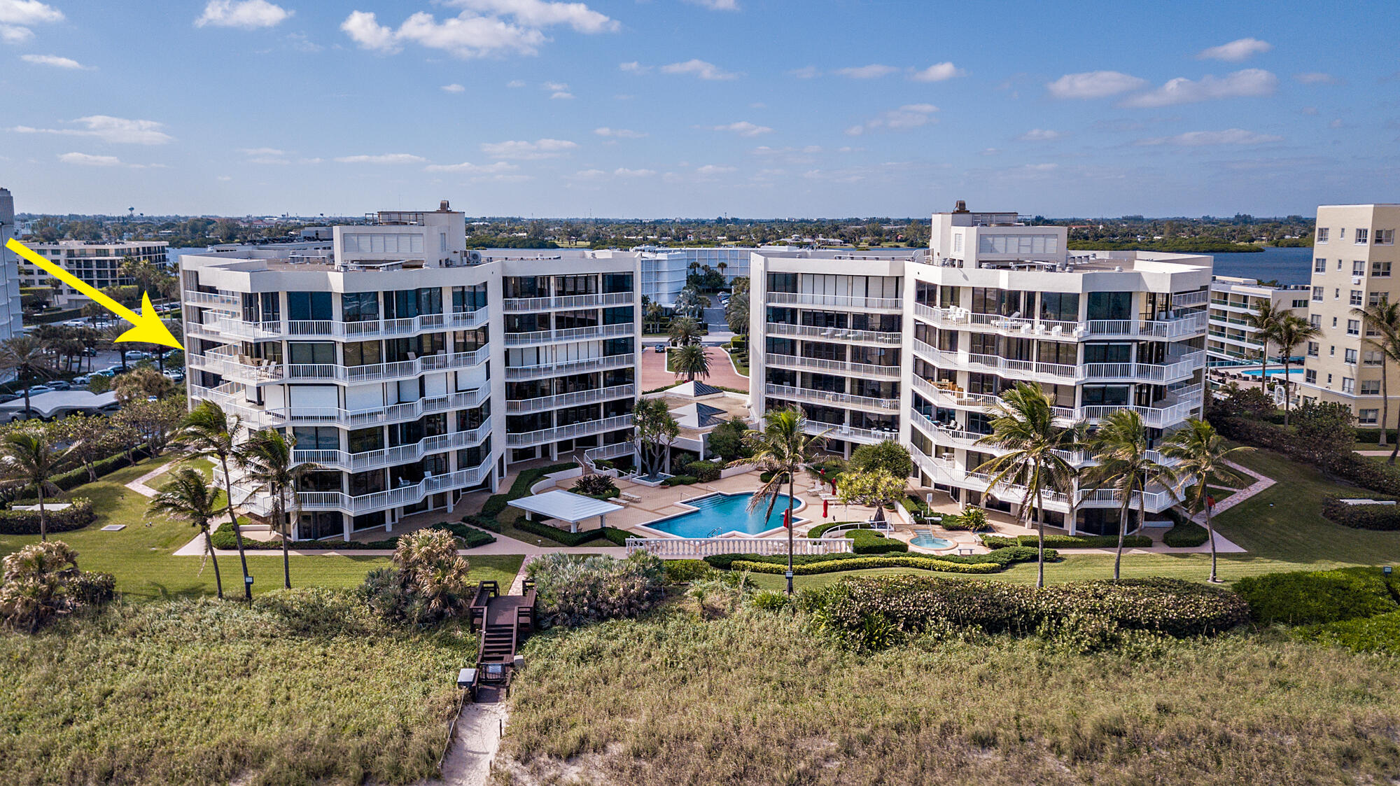 TWENTY SEVEN SEVENTY SOUTH OCEAN BLVD - Residential