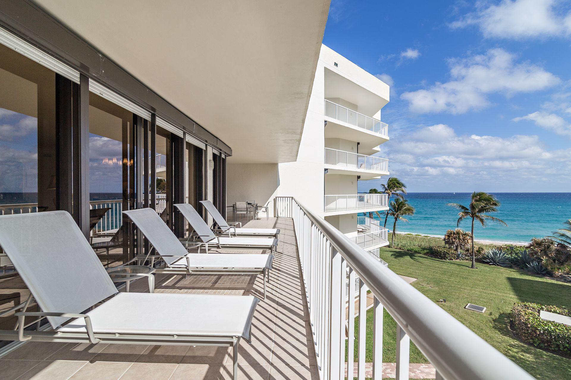 TWENTY SEVEN SEVENTY SOUTH OCEAN BLVD - Residential