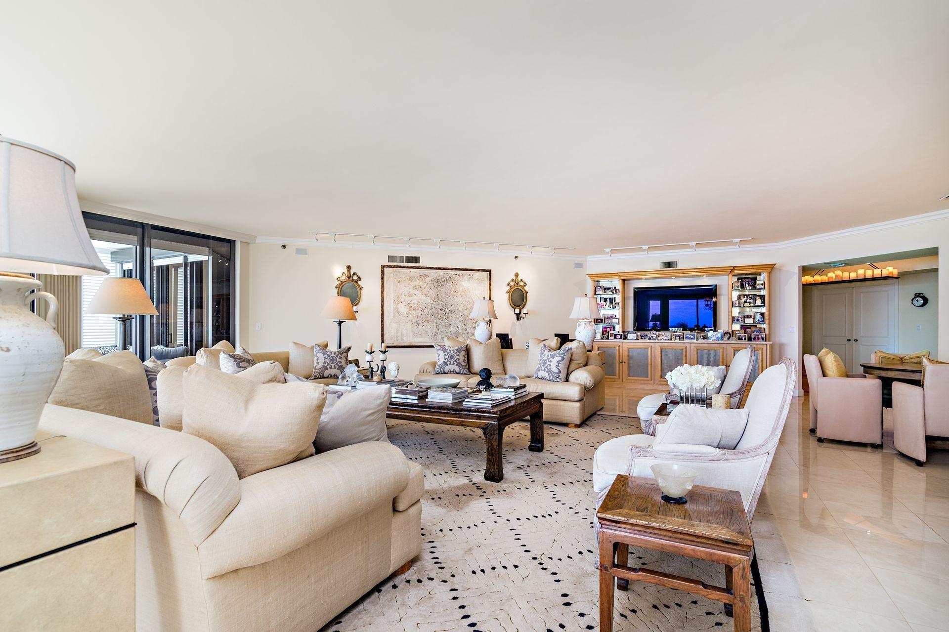 TWENTY SEVEN SEVENTY SOUTH OCEAN BLVD - Residential